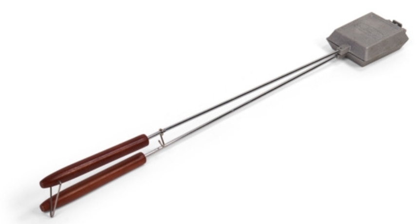 Camping pie tool.jpg